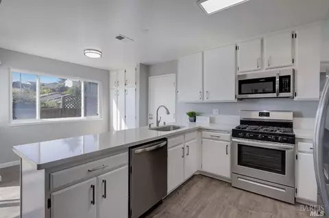 103 Lora Ct, Vallejo, CA 94591 photo 15