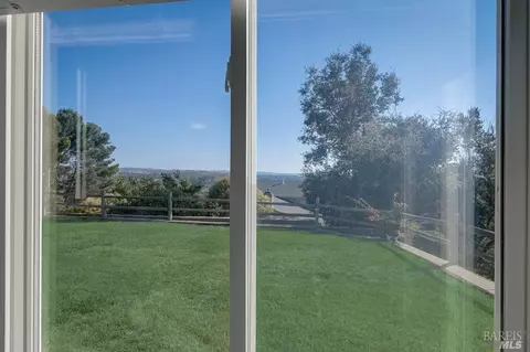 103 Lora Ct, Vallejo, CA 94591 photo 43