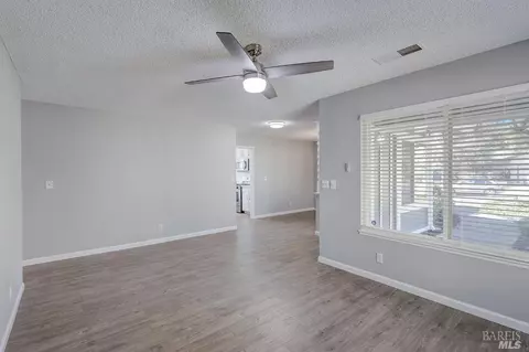 103 Lora Ct, Vallejo, CA 94591 photo 25