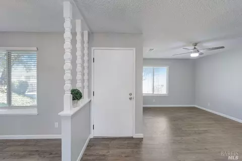 103 Lora Ct, Vallejo, CA 94591 photo 5