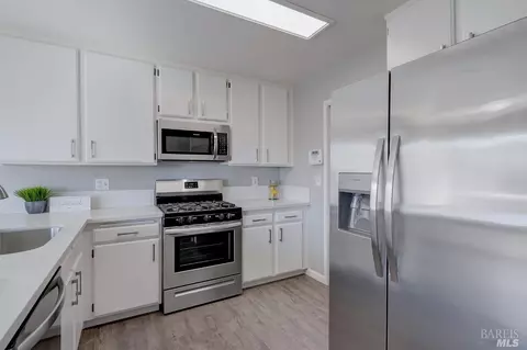 103 Lora Ct, Vallejo, CA 94591 photo 16