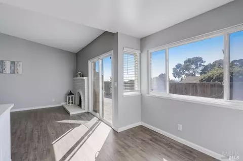 103 Lora Ct, Vallejo, CA 94591 photo 13