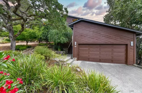 54 El Monte Way, Napa, CA 94558