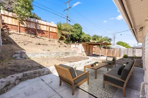1549 Magazine St, Vallejo, CA 94591 photo 18