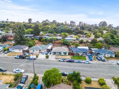 1549 Magazine St, Vallejo, CA 94591 photo 5