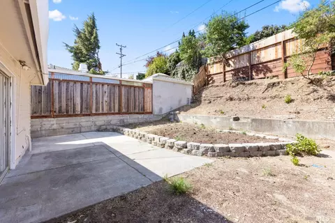 1549 Magazine St, Vallejo, CA 94591 photo 38