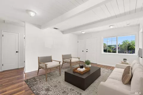 1549 Magazine St, Vallejo, CA 94591 photo 7
