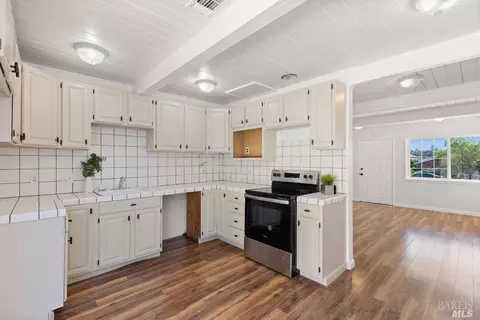 1549 Magazine St, Vallejo, CA 94591 photo 26