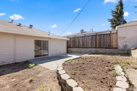 1549 Magazine St, Vallejo, CA 94591 photo 37
