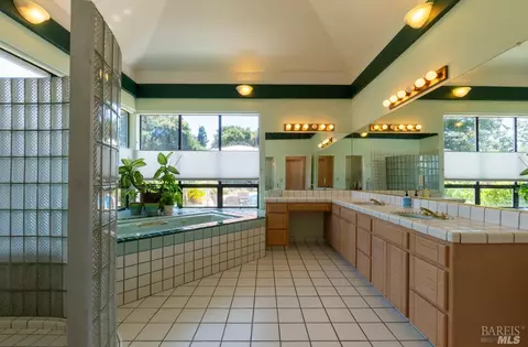 7960 Mitchell Ct, Sebastopol, CA 95472 photo 12