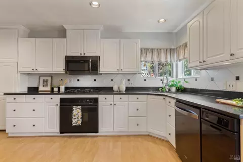 8152 Olof St, Cotati, CA 94931 photo 12