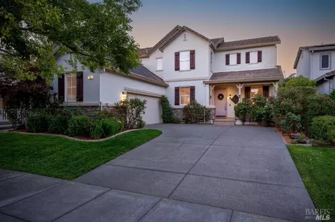 526 Chablis Dr, Windsor, CA 95492