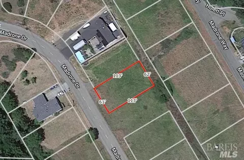 25122 Madrone Dr, Willits, CA 95490