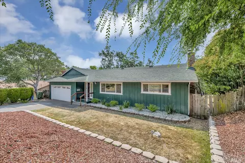 5 Hayes St, Novato, CA 94947