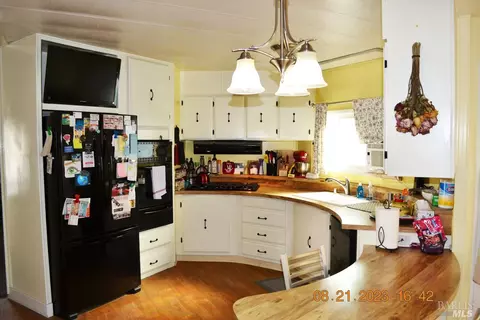 128 Robin St, Napa, CA 94558 photo 3