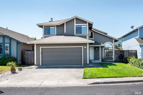 1415 Muir Pl, Rohnert Park, CA 94928