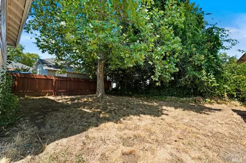 186 Wabash Ave, Ukiah, CA 95482 photo 17
