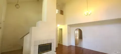 3373 Moorland Ave, Santa Rosa, CA 95407