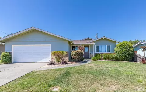 3901 Lassen St, Napa, CA 94558 photo 5
