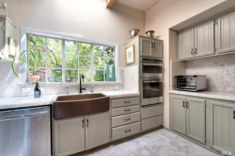 75 Half Moon Rd, Novato, CA 94947 photo 18