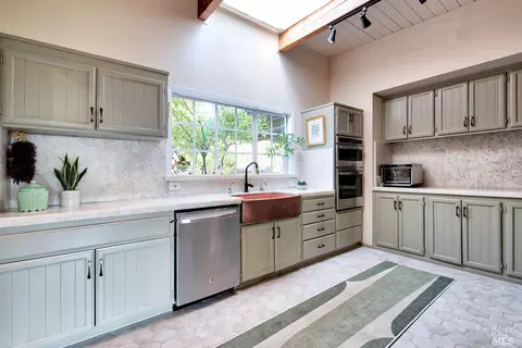 75 Half Moon Rd, Novato, CA 94947 photo 17