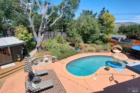 75 Half Moon Rd, Novato, CA 94947 photo 42