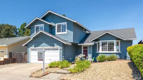 5695 Corbett Cir, Santa Rosa, CA 95403