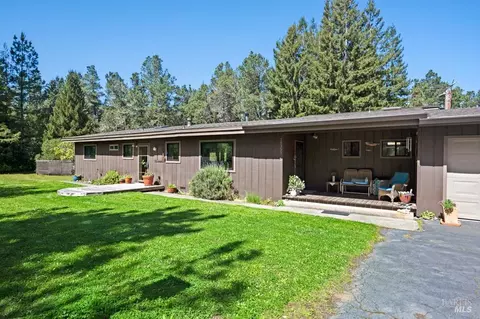 38351 Old Stage Rd, Gualala, CA 95445