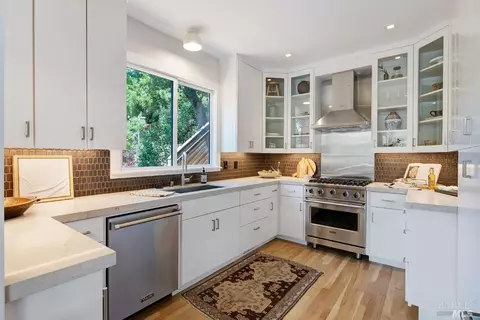 86 Hillside Ave, Mill Valley, CA 94941 photo 8