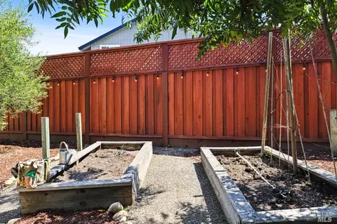 9336 Jessica Dr, Windsor, CA 95492 photo 57