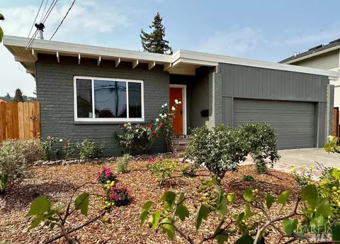 413 Fair Street St, Petaluma, CA 94952