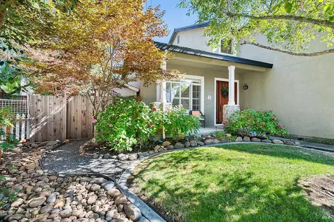 505 Buckeye Dr, Windsor, CA 95492 photo 3