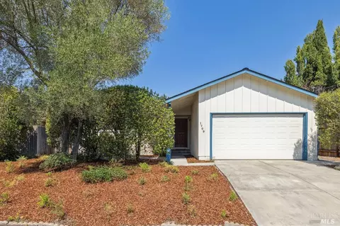 1709 Pine Ave, Petaluma, CA 94954