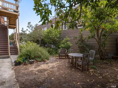 117 Caledonia St, Sausalito, CA 94965 photo 17