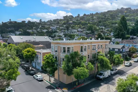 117 Caledonia St, Sausalito, CA 94965 photo 3