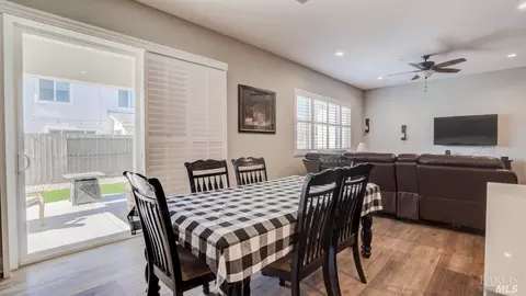 848 Daffodil Dr, Vacaville, CA 95687 photo 26