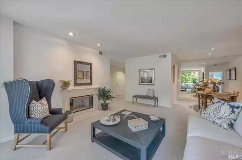 100 Deer Valley Rd #1F, San Rafael, CA 94903