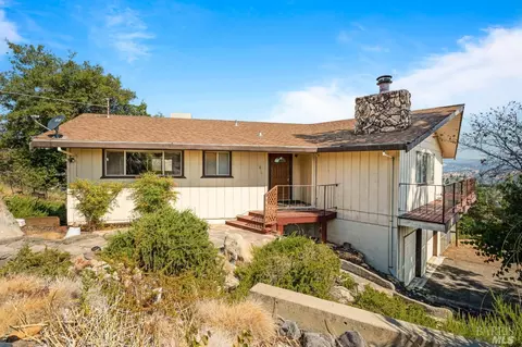 10670 Sunset Ridge Dr, Kelseyville, CA 95451
