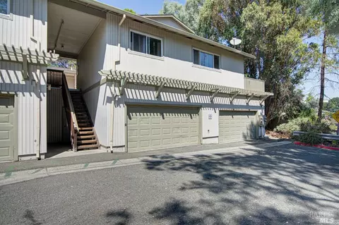 271 Mariner Dr, Vallejo, CA 94591 photo 3