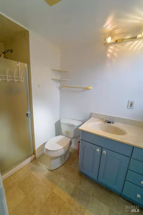 426 Mackenzie Pl, Hayward, CA 94544 photo 17