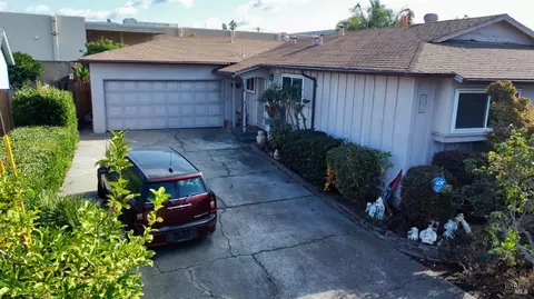 426 Mackenzie Pl, Hayward, CA 94544 photo 3