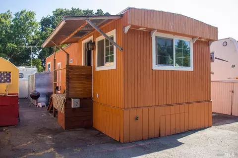 7060 Redwood Blvd #12, Novato, CA 94945