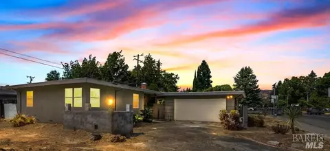 289 W Monte Vista Ave, Vacaville, CA 95688