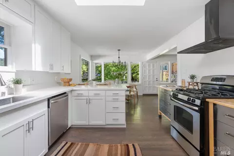 74 Berkeley Ave, San Anselmo, CA 94960 photo 6