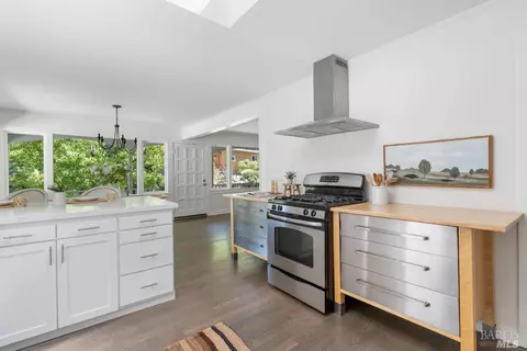 74 Berkeley Ave, San Anselmo, CA 94960 photo 8