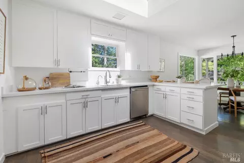 74 Berkeley Ave, San Anselmo, CA 94960 photo 7