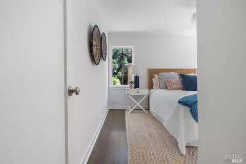 74 Berkeley Ave, San Anselmo, CA 94960 photo 15