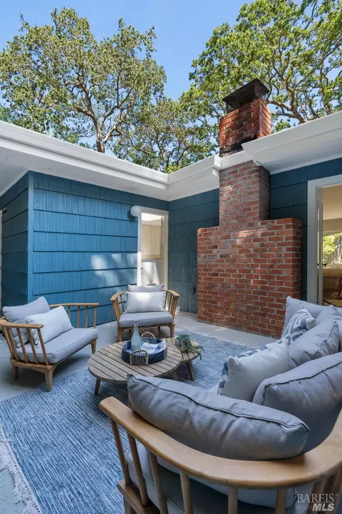 74 Berkeley Ave, San Anselmo, CA 94960 photo 24