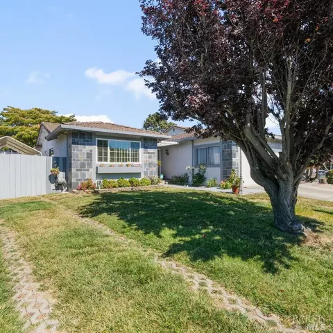 136 Catalina Ct, Vallejo, CA 94589