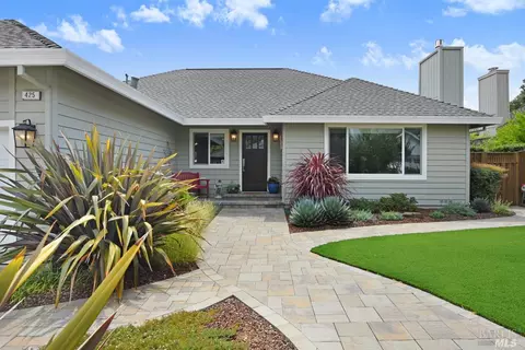 425 Greve Ln, Sonoma, CA 95476 photo 2
